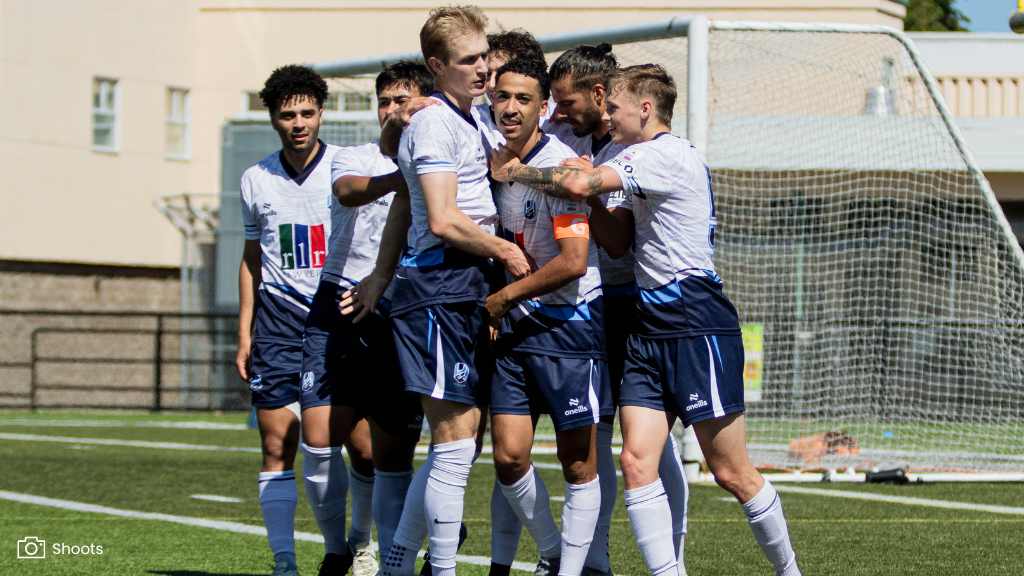 harbourside players celebrate